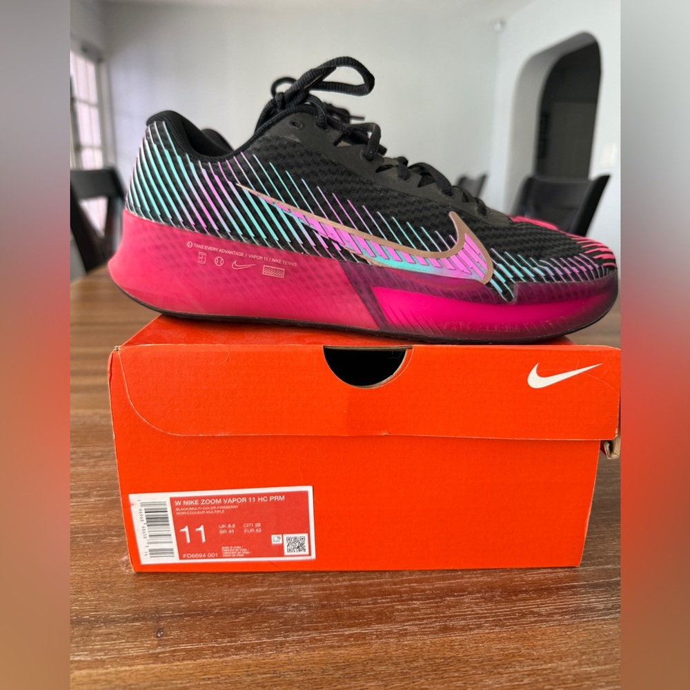 NikeCourt Air Zoom Vapor 11 Premium Hard Court Tennis Shoes - Size 11 - Picture 5 of 7